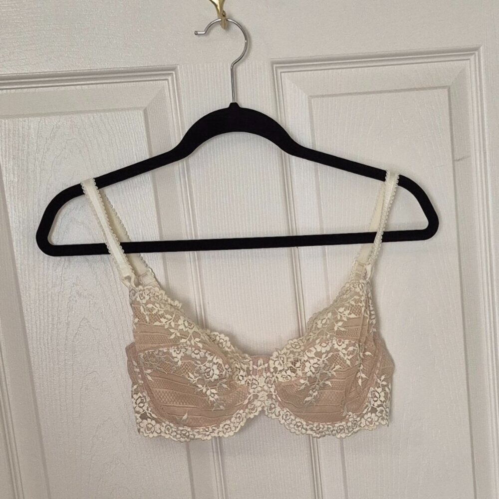 Wacoal Lace Underwire Bra 36D